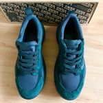 Vans  Ultrarange Neo VR3 Mono Dark Green Women 9.0 US Mens 7.5US Photo 2