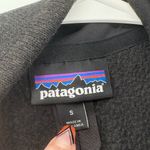 Patagonia zip up black vest small Photo 2