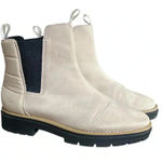 Toms  Skylar Sahara Suede 8.5 Chelsea Ankle Boots Quilted Detail Lug Sole Pull On Photo 0