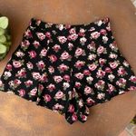 Forever 21 floral shorts Photo 0
