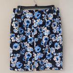 White House | Black Market Blue Floral Skirt Size 6 Photo 1