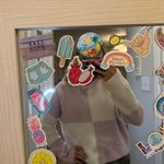 Jessica Simpson  Sweater Photo 2