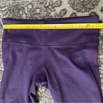 Alo Yoga Alo Women’s Size S Purple Mesh Insert Cropped Leggings Photo 3