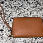 Tory Burch  Wallet Wristlet Minimal Logo Zipper Pouch  Photo 0