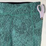 Lululemon 10 Pace Rival Crop Power Luxtreme Spray Jacquard Bali Breeze Black Photo 8