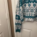 FINAL MARKDOWN Colsie cropped sweatshirt large Nwt Photo 1