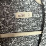 Hollister  Grey loose knit cardigan sweater size small Photo 3