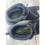 Keen  Logan Mid WP Hiking Boots Size 9 Photo 5