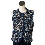 NWT BAGATELLE COLLECTION Quilted Floral Print Barn Vest Pockets Medium Blue Photo 3