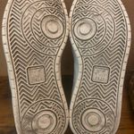 VEJA  Women White And Gold Sneakers Shoes Size 6 Photo 5