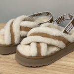 UGG  Cream and Tan Platform Sandals Photo 2