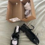 Amazon  black flats Photo 4