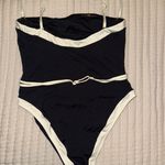 Monday Swimwear MIAMI ONE PIECE - BLACK/IVORY Size v Photo 2