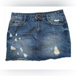 Jean skirt woman’s sz M On Twelfth mini distressed, denim zip front White Size M Photo 2