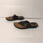Born concept black slide on Thong sandals size 7 Photo 1