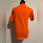 Jerzees EUC  Vintage 2002 Orange and Yellow Gift Giving Bear Graphic Tee size s Photo 2