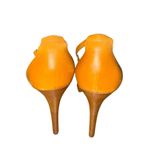 Guess  Vintage Leather Women's High Heel Pumps Photo 3