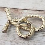 Vintage Brooch / Pin Light Gold Tone Looped Woven Rope Design Photo 2