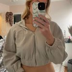 ZARA Cropped Sweatshirt Photo 0