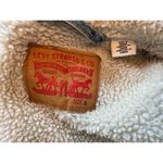 Levi's  Fleece Light Wash Lined Denim Jacket Size Small Photo 3