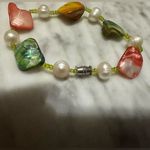 EUC Vintage Multicolor Mother of Pearl Shell and Real Pearl Bracelet Pink Photo 2