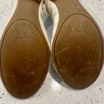 Tahari  Gibson Cream and Tan Ballet Flats - Size: 6.5 Photo 3