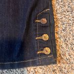 Nine West Nine West Jeans Dark Wash Denim Capri Pants Women's Size 8 Button Accent Photo 1