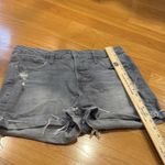 Old Navy  women’s O.G straight  high rise jeans shorts size 14 . Photo 3
