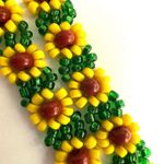 Yellow flower beaded choker necklace Photo 2