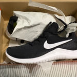 Nike  Free TR 8 Women’s Shoes Photo 2