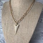 Southern Knacks Gold Arrow Necklace Photo 0