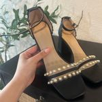 Chic Black Pearl Photo 2