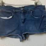 Venus FINAL MARKDOWN  denim shorts 14 Photo 0