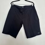 Oakley Women’s Golf Black Front Pocket Shorts Photo 0