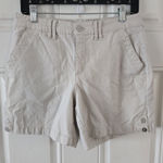 Gloria Vanderbilt  Womens Shorts Size 6 Khaki All-Around Slimming Effect Stretchy Photo 0
