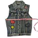 ChiOle Distressed Cropped Denim Vest S patches crop 90s rocker rock concert Blue Photo 7