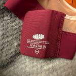 Parade Ultra Photo 4