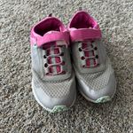 Merrell  Morphisis Adjustable Strap Closure Hiking Shoes Big Girls Size 6 Photo 1