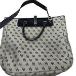 Dooney & Bourke 👜 Signature Travel Shopping Tote + Matching Wristlet ✨ Photo 3