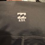 Billabong BNWT A / DIV surf leggings Black full length size small Photo 8