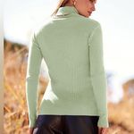 Pretty Garden Women's Long Sleeve Green Pastel Knit Turtleneck Sweater Size S Photo 2
