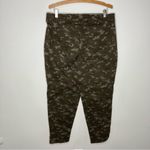 Lane Bryant  distressed camouflage pants‎ size 14 Photo 4