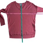 Time & Tru Ribbed V Photo 5