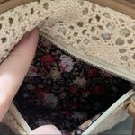 ❤️No Brand/Unknown Small Tan w/ Cream Lace Pocket Photo 1