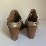 Steve Madden Women’s Gold Cutout Leather Mules Block Heel Size 6.5 Photo 2