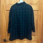 superdown Size Medium Green and Blue Flannel Shirt Photo 4