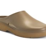 Vince  Unisex Geo Mule Slip-On Comfort Clogs in Cypress Women’s 11 Men’s 9 Photo 0