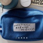 Free People beauty cosmetic bag Photo 0