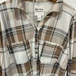 New York Laundry NWT  Plaid Roll-Sleeve Shirt – Size 1X Photo 1
