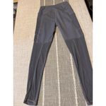 Victoria Sport  High Waisted Leggings Athleisure Black Mesh Panel Size small Photo 5